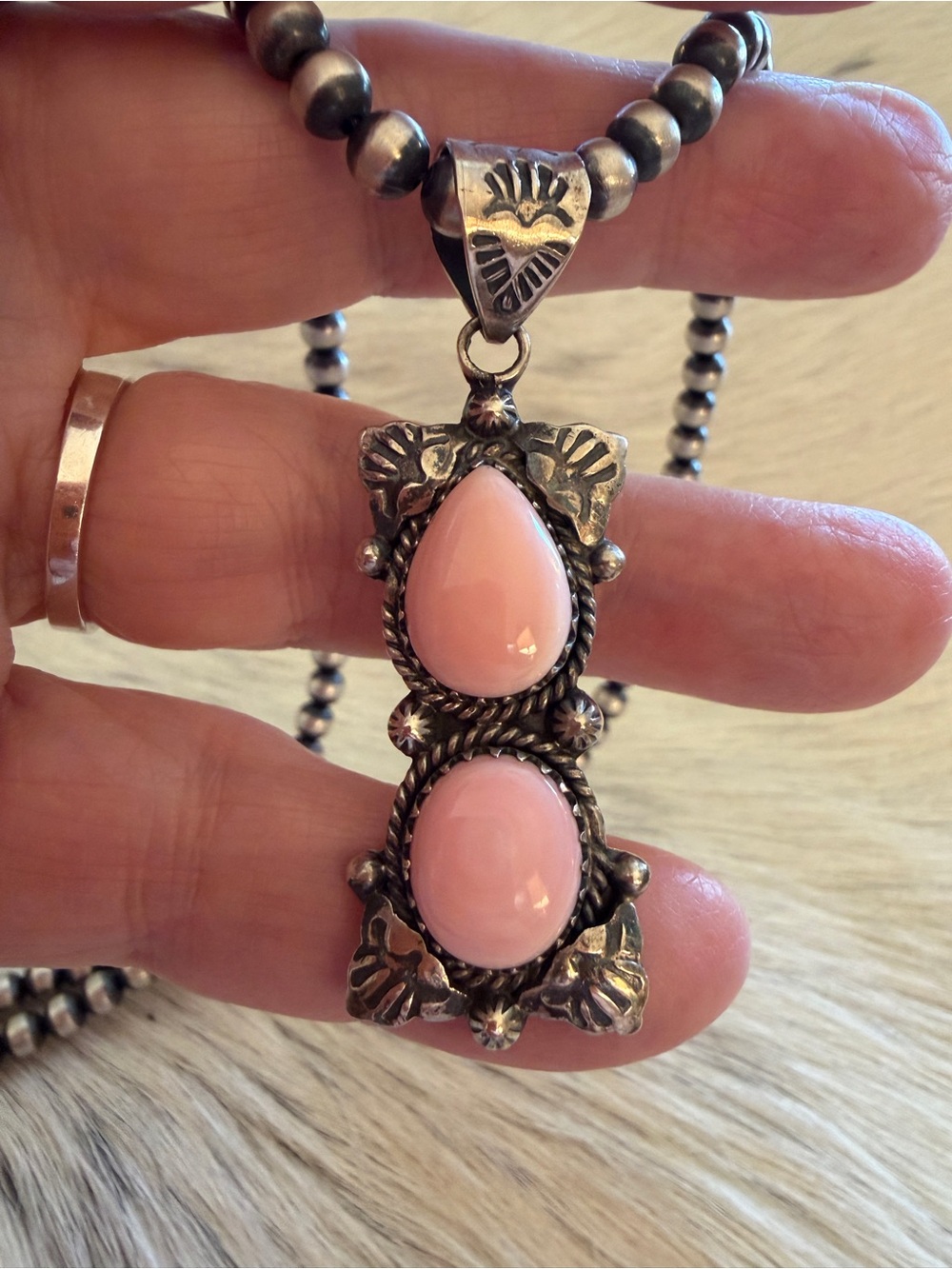❤️ Queen Pink Conch Navajo Style 2 Stone 9.3Gm Sterling Silver Pendant 2.06”L